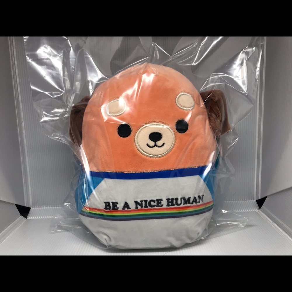 NWT Sam the Dog 8in Squishmallow Series 42 w/ Rainbow "Be a Nice Human" Shirt - Picture 5 of 5